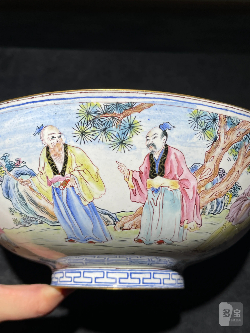 清乾隆 铜胎画珐琅人物纹碗 - 图6